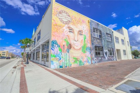 Commercial property in Lakeland, Florida 1546.82 sq.m. № 1886087 - photo 1
