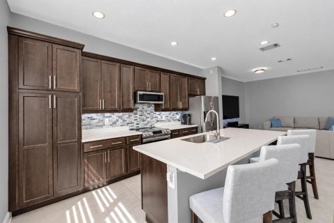 Touwnhouse à vendre à Deerfield Beach, Floride: 3 chambres, 166.02 m2 № 2407943 - photo 4