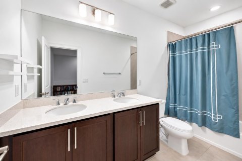 Touwnhouse à vendre à Deerfield Beach, Floride: 3 chambres, 166.02 m2 № 2407943 - photo 14