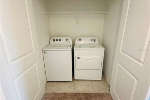 Adosado en alquiler en Davenport, Florida, 3 dormitorios, 130.43 m2 № 1856650 - foto 13