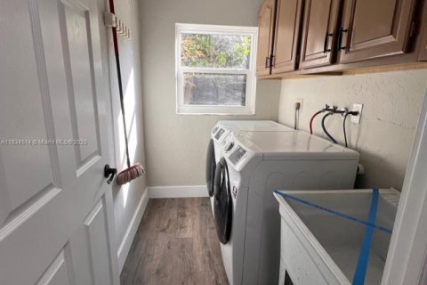 Villa ou maison à vendre à Coral Springs, Floride: 4 chambres, 248.79 m2 № 1974300 - photo 7