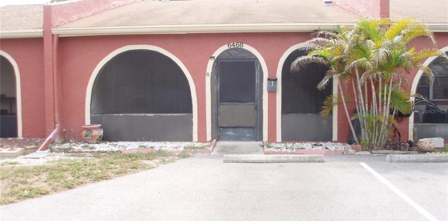 Condominio en Pinellas Park, Florida, 2 dormitorios № 2101762