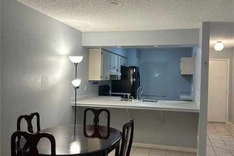 Condominio en alquiler en Pinellas Park, Florida, 2 dormitorios, 90.12 m2 № 2101762 - foto 7