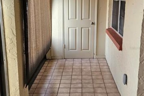 Condominio en alquiler en Pinellas Park, Florida, 2 dormitorios, 90.12 m2 № 2101762 - foto 2