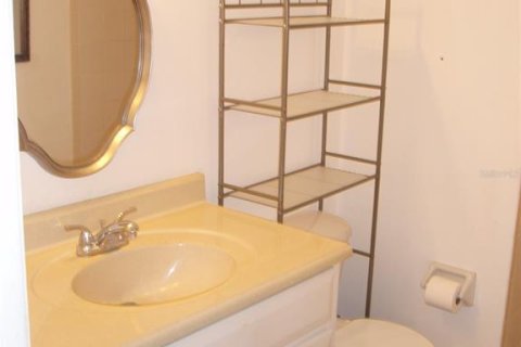 Condominio en alquiler en Pinellas Park, Florida, 2 dormitorios, 90.12 m2 № 2101762 - foto 13