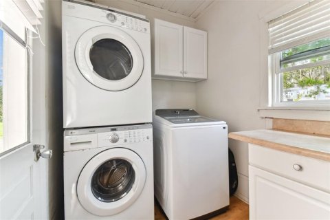 Купить виллу или дом в Фиш-Хок, Флорида 7 комнат, 135.27м2, № 1909710 - фото 23
