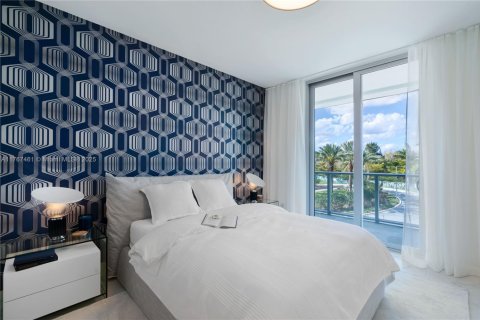 Condo in Sunrise, Florida, 2 bedrooms  № 1867803 - photo 12
