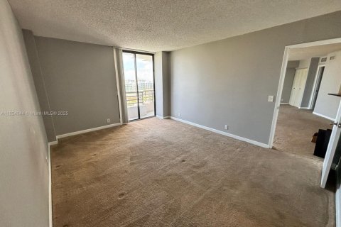 Copropriété à louer à Aventura, Floride: 1 chambre, 102.56 m2 № 1938059 - photo 5