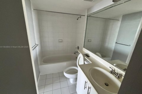 Condo in Aventura, Florida, 1 bedroom  № 1938059 - photo 9