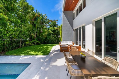 Casa en venta en Key Biscayne, Florida, 7 dormitorios, 424.1 m2 № 2177978 - foto 16