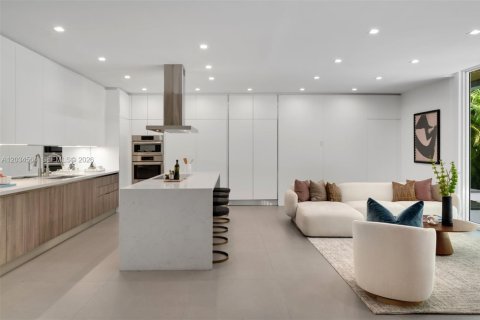 Casa en venta en Key Biscayne, Florida, 7 dormitorios, 424.1 m2 № 2177978 - foto 11