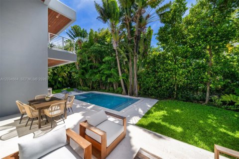 Casa en venta en Key Biscayne, Florida, 7 dormitorios, 424.1 m2 № 2177978 - foto 7