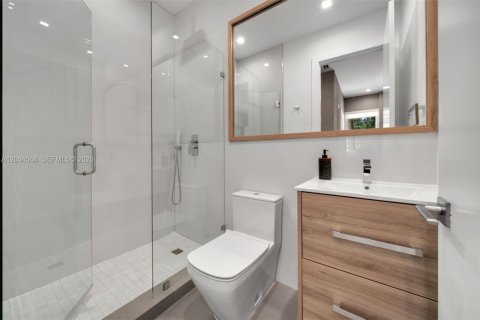 Casa en venta en Key Biscayne, Florida, 7 dormitorios, 424.1 m2 № 2177978 - foto 20