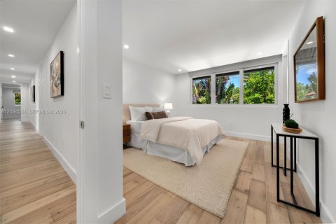 Casa en venta en Key Biscayne, Florida, 7 dormitorios, 424.1 m2 № 2177978 - foto 27