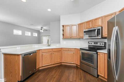 House in Tavares, Florida 3 bedrooms, 168.9 sq.m. № 1914532 - photo 9