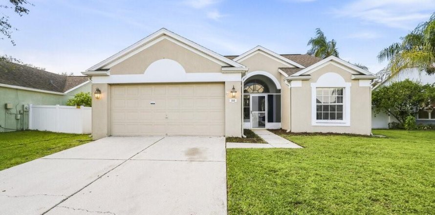 House in Apollo Beach, Florida 3 bedrooms, 165.74 sq.m. № 2380380