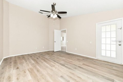 House in Apollo Beach, Florida 3 bedrooms, 165.74 sq.m. № 2380380 - photo 9