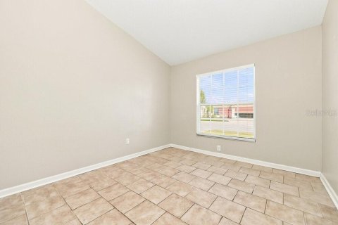 House in Apollo Beach, Florida 3 bedrooms, 165.74 sq.m. № 2380380 - photo 11