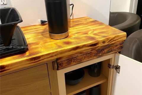 Commercial property in Dania Beach, Florida 1 bedroom, 105.35 sq.m. № 2006923 - photo 2