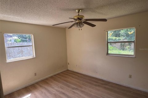 Villa ou maison à vendre à Ocoee, Floride: 4 chambres, 123.75 m2 № 2109739 - photo 22