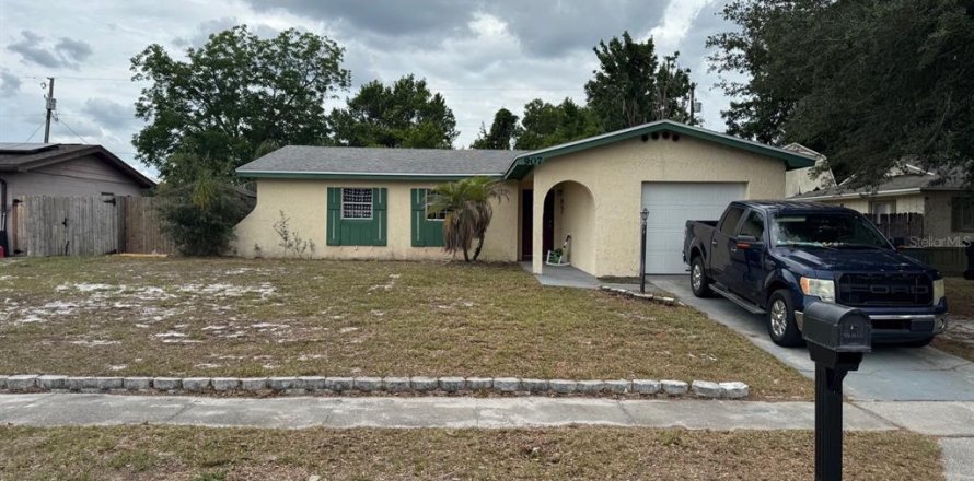 Villa ou maison à Ocoee, Floride 4 chambres, 123.75 m2 № 2109739