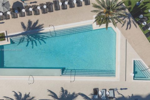 Copropriété à vendre à Hallandale Beach, Floride: 1 chambre, 73980.86 m2 № 1966788 - photo 8