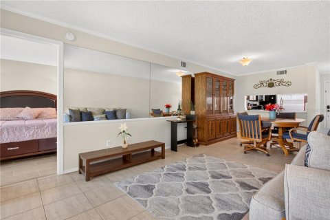 Condo in Orlando, Florida, 2 bedrooms № 2225050 - photo 3