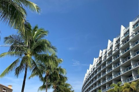 Copropriété à louer à Aventura, Floride: 3 chambres, 173.63 m2 № 2049558 - photo 13