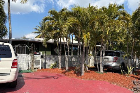 Casa en venta en Margate, Florida, 3 dormitorios, 214.79 m2 № 2019756 - foto 24