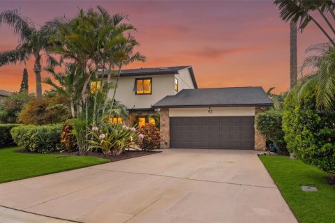 Villa ou maison à vendre à Palm Harbor, Floride: 3 chambres, 220.18 m2 № 2287764 - photo 2