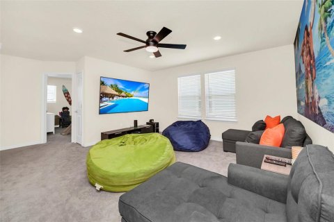 House in Davenport, Florida 5 bedrooms, 243.59 sq.m. № 1721654 - photo 22
