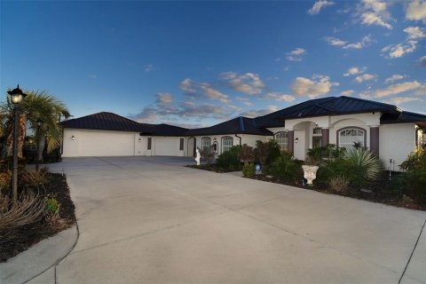 Casa en venta en Rotonda, Florida, 4 dormitorios, 233.93 m2 № 1718409 - foto 12
