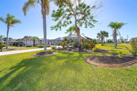 Casa en venta en Rotonda, Florida, 4 dormitorios, 233.93 m2 № 1718409 - foto 3