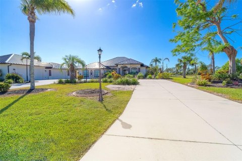 Casa en venta en Rotonda, Florida, 4 dormitorios, 233.93 m2 № 1718409 - foto 5