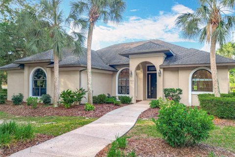 House in Lady Lake, Florida 3 bedrooms, 210.8 sq.m. № 1680484 - photo 2
