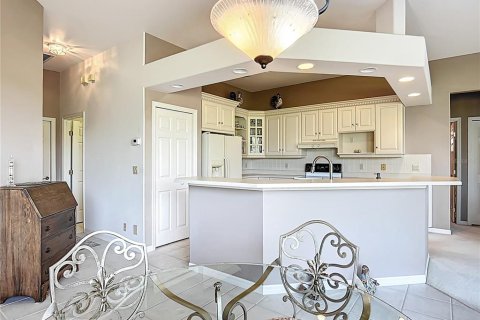 House in Lady Lake, Florida 3 bedrooms, 210.8 sq.m. № 1680484 - photo 20