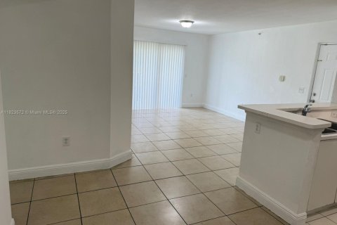 Condominio en venta en Homestead, Florida, 2 dormitorios, 83.15 m2 № 1958493 - foto 11