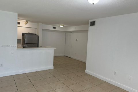 Condominio en venta en Homestead, Florida, 2 dormitorios, 83.15 m2 № 1958493 - foto 3