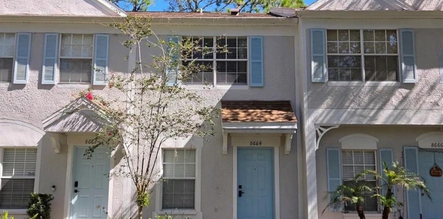 Touwnhouse à Tampa, Floride 2 chambres, 107.02 m2 № 2398768