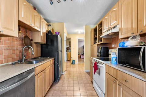 Купить кондоминиум в Коконат Крик, Флорида 2 спальни, 102.75м2, № 2025833 - фото 9