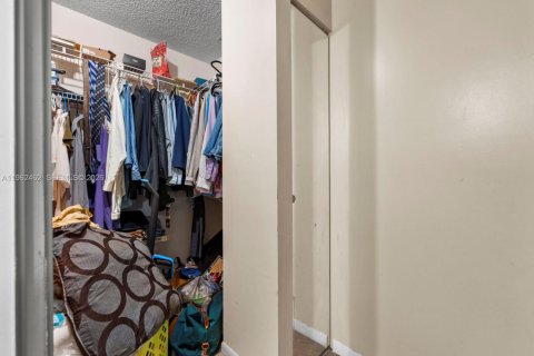 Купить кондоминиум в Коконат Крик, Флорида 2 спальни, 102.75м2, № 2025833 - фото 17