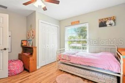 House in Tavares, Florida 4 bedrooms, 201.41 sq.m. № 1806638 - photo 18