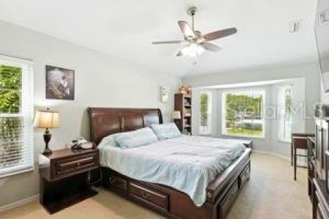 House in Tavares, Florida 4 bedrooms, 201.41 sq.m. № 1806638 - photo 13