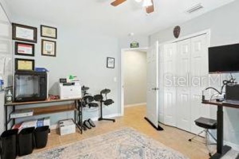 House in Tavares, Florida 4 bedrooms, 201.41 sq.m. № 1806638 - photo 25