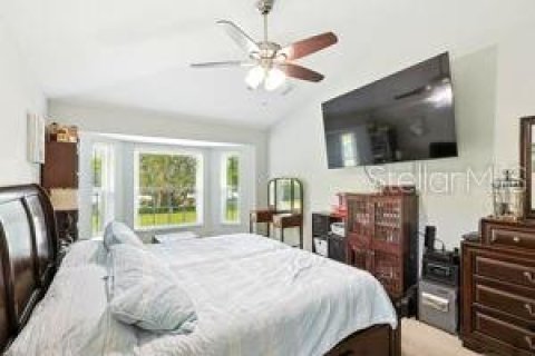 House in Tavares, Florida 4 bedrooms, 201.41 sq.m. № 1806638 - photo 14
