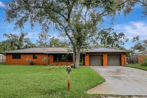 Casa en venta en Clearwater, Florida, 3 dormitorios, 185.43 m2 № 1820918 - foto 2