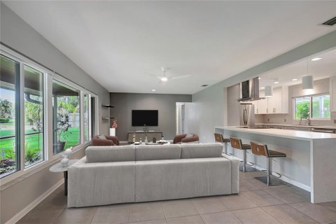 Casa en venta en Clearwater, Florida, 3 dormitorios, 185.43 m2 № 1820918 - foto 8