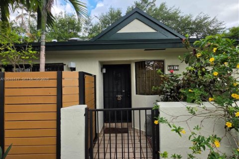 Copropriété à vendre à Miami, Floride: 2 chambres, 91.23 m2 № 2146458 - photo 11