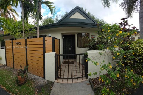 Copropriété à vendre à Miami, Floride: 2 chambres, 91.23 m2 № 2146458 - photo 2