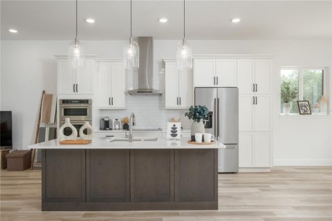 Condominio en venta en Gainesville, Florida, 3 dormitorios, 210.89 m2 № 570558 - foto 2